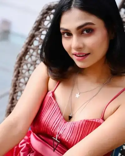 Call Girls Service in Colonelganj