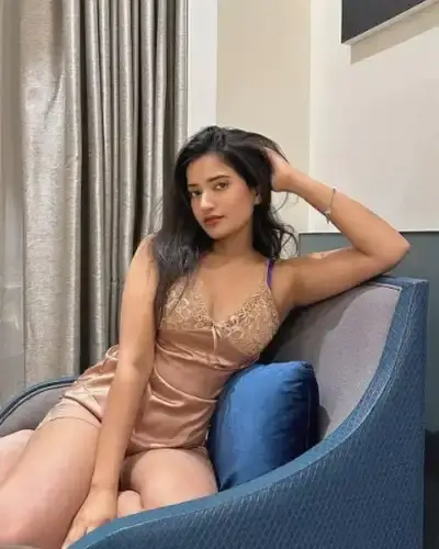 Call Girls Colonelganj Cash On Delivery